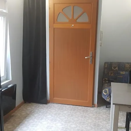 Apartment Le Refuge - F1 - Rez-de-chaussee Epinal