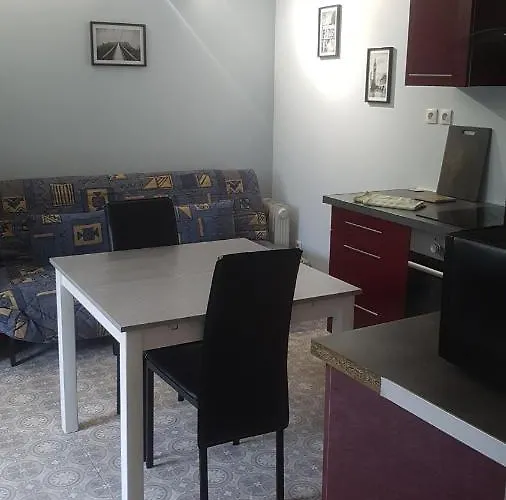 Appartement Le Refuge - F1 - Rez-de-chaussée *